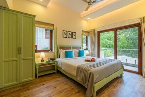 Luxury-Villa, Balkon, Poolblick