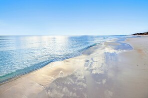 Beach - Sage & Sand: Golf Cart, Bikes & Pickleball (Santa Rosa Beach)