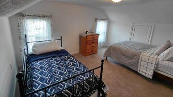 3 bedrooms, free WiFi, bed sheets