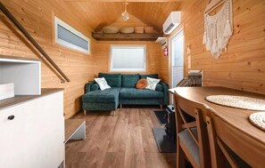 TV, fireplace - Lovely home in Niedzwiedz with sauna (Niedzwiedz)