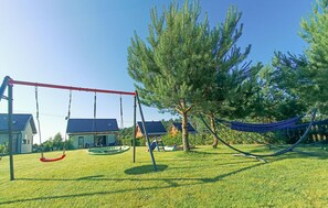 Children’s area - 3 bedroom stunning home in Odargowo (Odargowo)