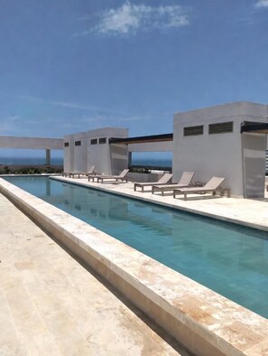 Pool - Luxury Loft with Ocean and Mountain View (Gaira)