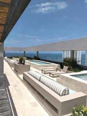 Terrace/patio - Luxury Loft with Ocean and Mountain View (Gaira)