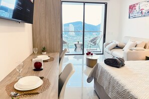 Interior - Luxury Loft with Ocean and Mountain View (Gaira)