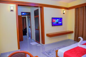 Executive Suite, Balcony, Garden View