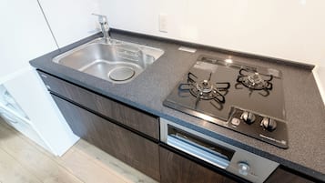 Comfort House, 1 Bedroom | Private kitchen