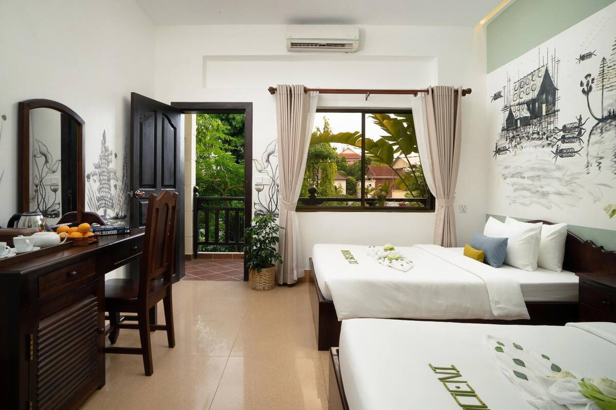 ห้องดีลักซ์ทวิน, ระเบียง, วิวสระว่ายน้ำ | สิ่งอำนวยความสะดวกในห้องพัก