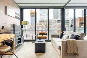 Living area - Blueground | Belltown, rooftop, nr Pike Place (Seattle)