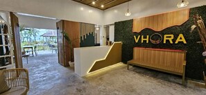 Lobby - Vhora Resort (Magdiwang, Silum)