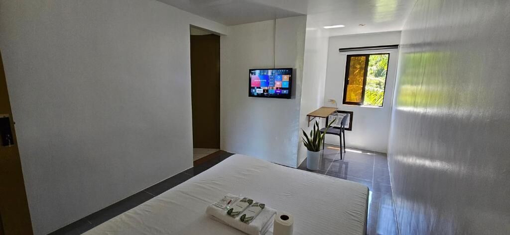 Basic Double Room, Garden View