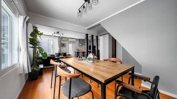 Apartment | Dining