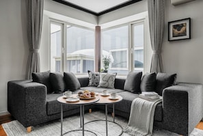 Apartment | Living area
