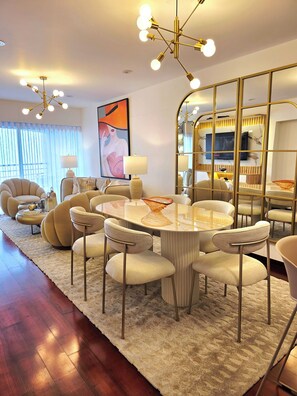 Dining - Miraflores Luxury Skytop Oceanview Apart (Lima)