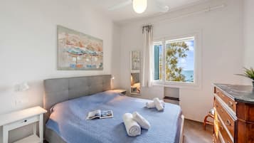 Appartamento Standard, camere multiple, 2 bagni, fronte mare (Appartamento Nel Verde Due Passi Dal) | 3 camere, Wi-Fi (a pagamento), lenzuola