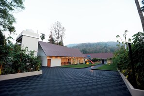 Exterior - KANOVA Luxury Riverside Resort (Pariyaram)