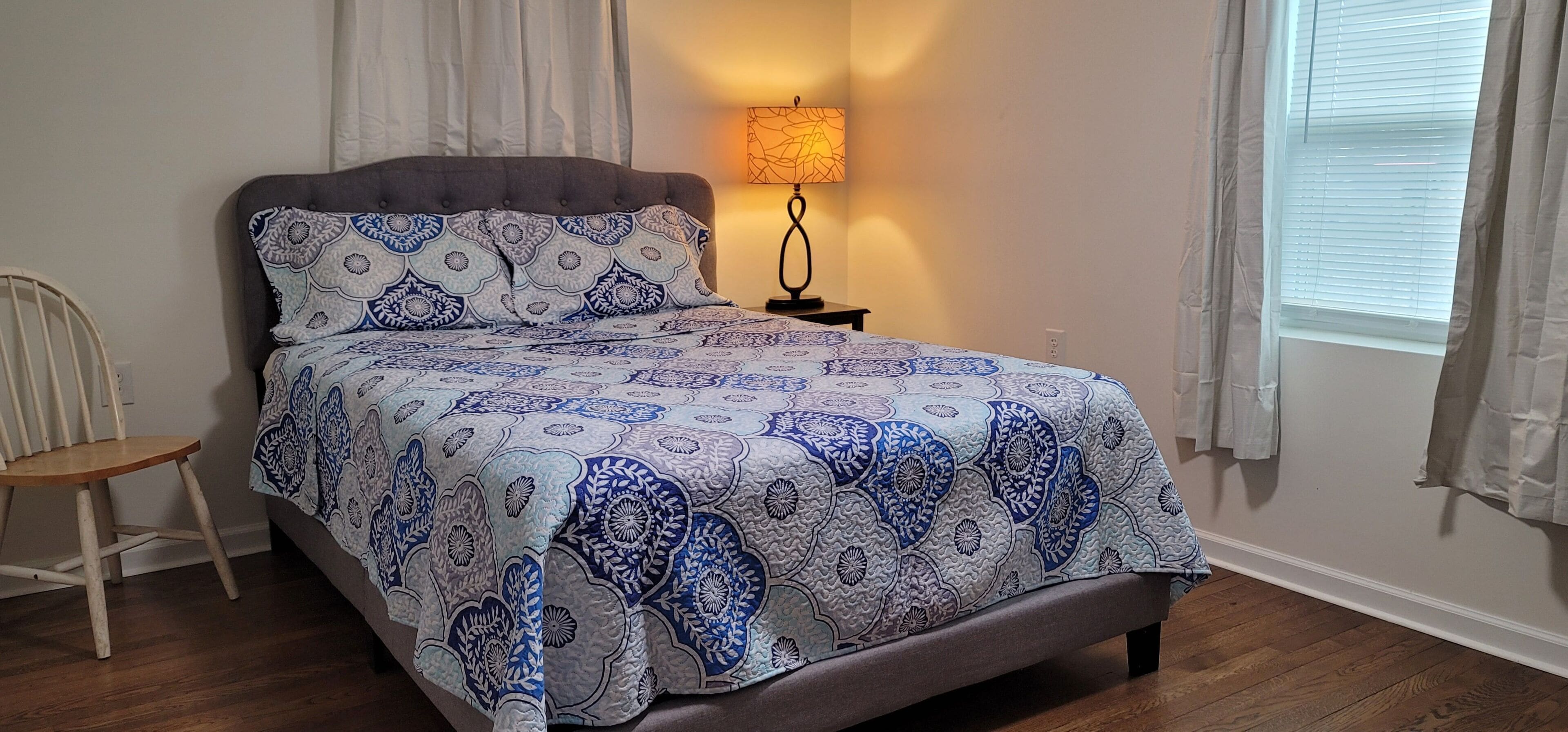 WiFi, bed sheets