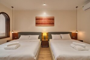 Basic-Studio, Balkon, Stadtblick