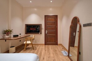 Studio cơ bản, ban công, quang cảnh thành phố