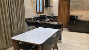 Servicio de comidas a la habitación