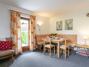 Dining - Idyllic Chalet with Views of the Wilder Kaiser (Schwoich)