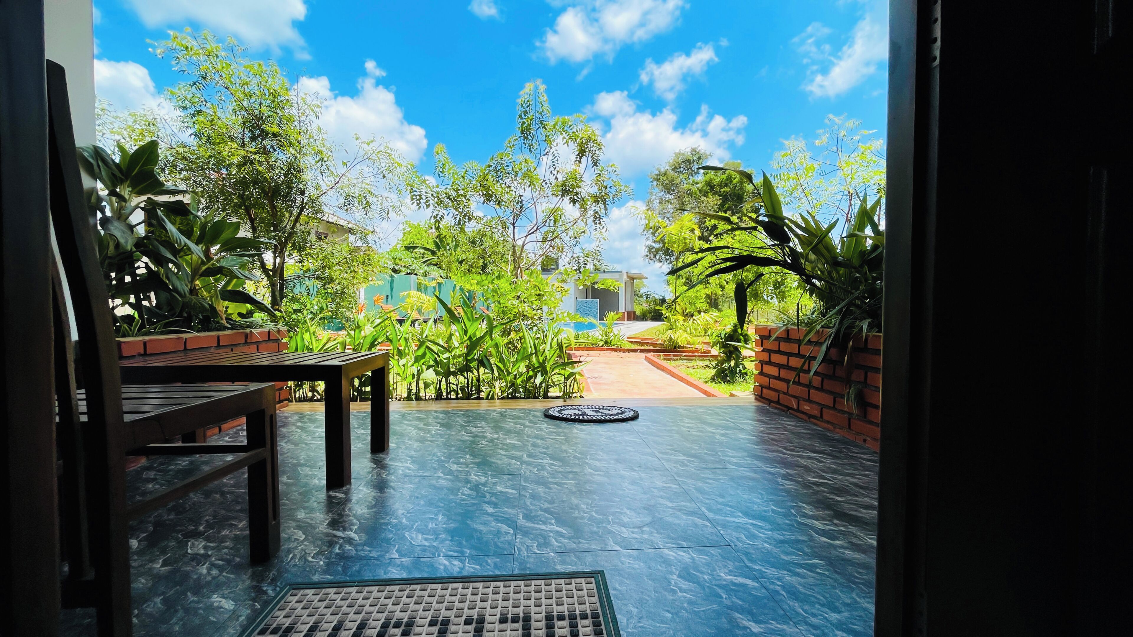 Quarto quádruplo família, vista para a piscina | Terraço/pátio