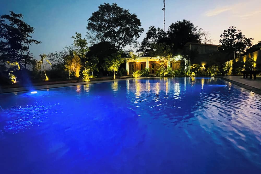 Aloria Sigiriya