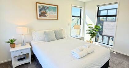 Central 2 Bedroom Townhouse with Private Yard
