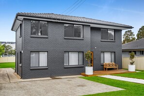 Exterior - Spacious and clean centrally located house!
Newly renovated with great finishes. (Narellan)