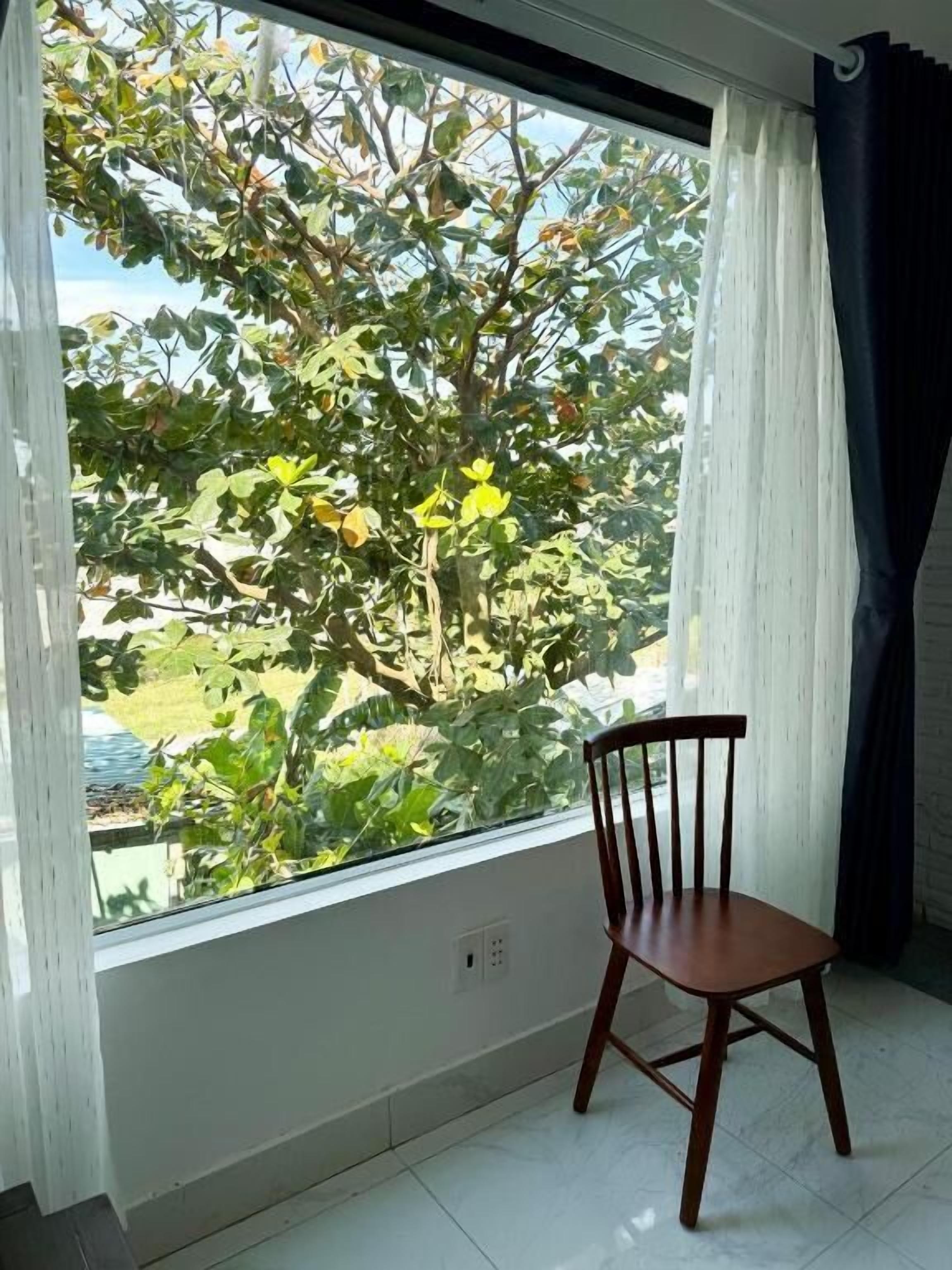 Deluxe Double Room, Balcony, Garden View | Interior