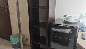 Enkeltrom – basic, privat bad | Romfasilitet