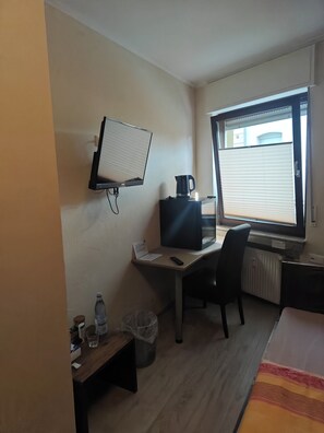 Desk, laptop workspace, free WiFi - Hotel am Markt Eschweiler (Eschweiler)