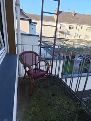 Twin Room | Property grounds - Hotel am Markt Eschweiler (Eschweiler)