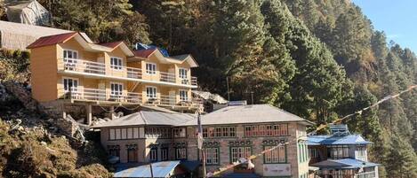 Deluxe Double or Twin Room, Private Bathroom, Mountain View | Exterior