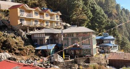 Phakding Camp One Lodge