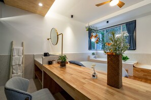 Basic Double Room, 1 Bedroom, Mountain View | Free WiFi - Xingxiu Wuling Mountain Villa (Miyun)