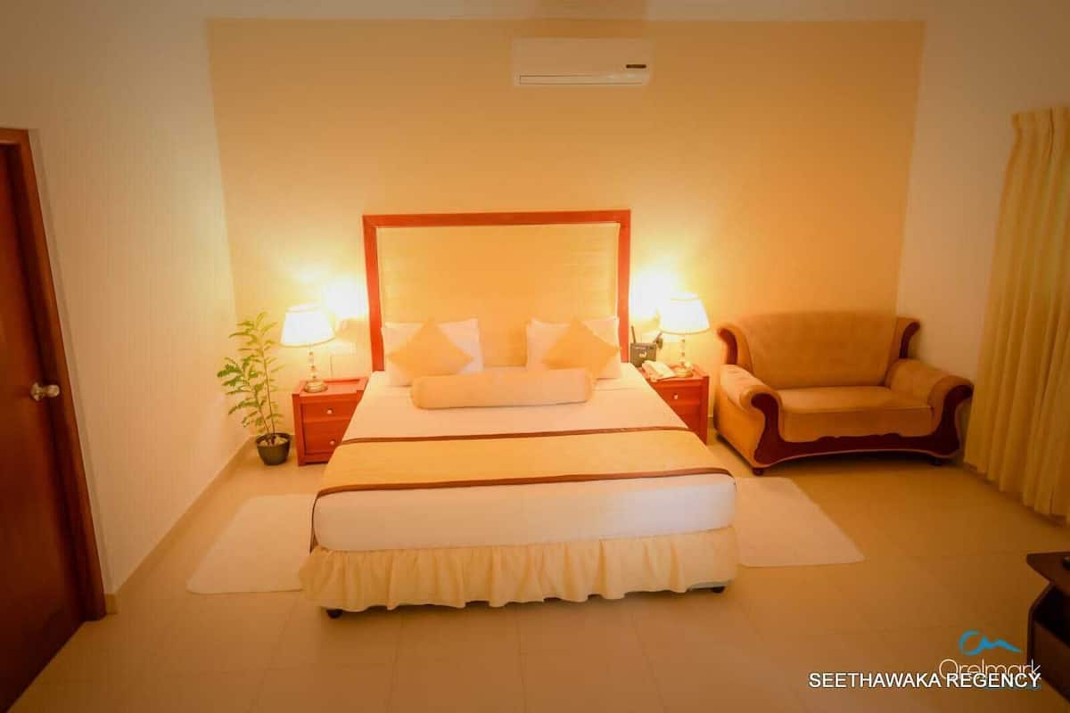 高级双人房, 泳池景观