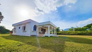 Exterior - Nature Full Resort Masanagudi (Ootacamund)