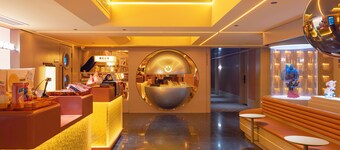 Super-Times Hotel
