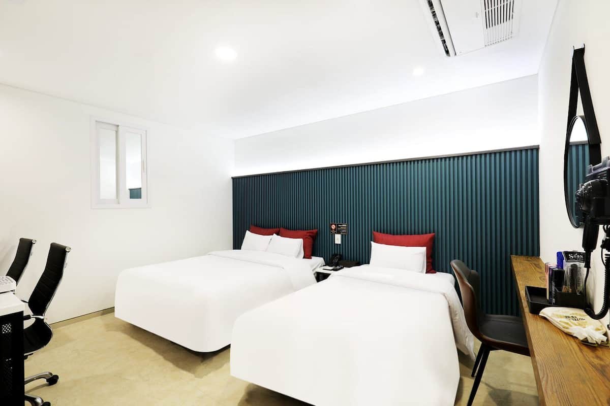 Literie de qualité supérieure, matelas mémoire de forme, bureau