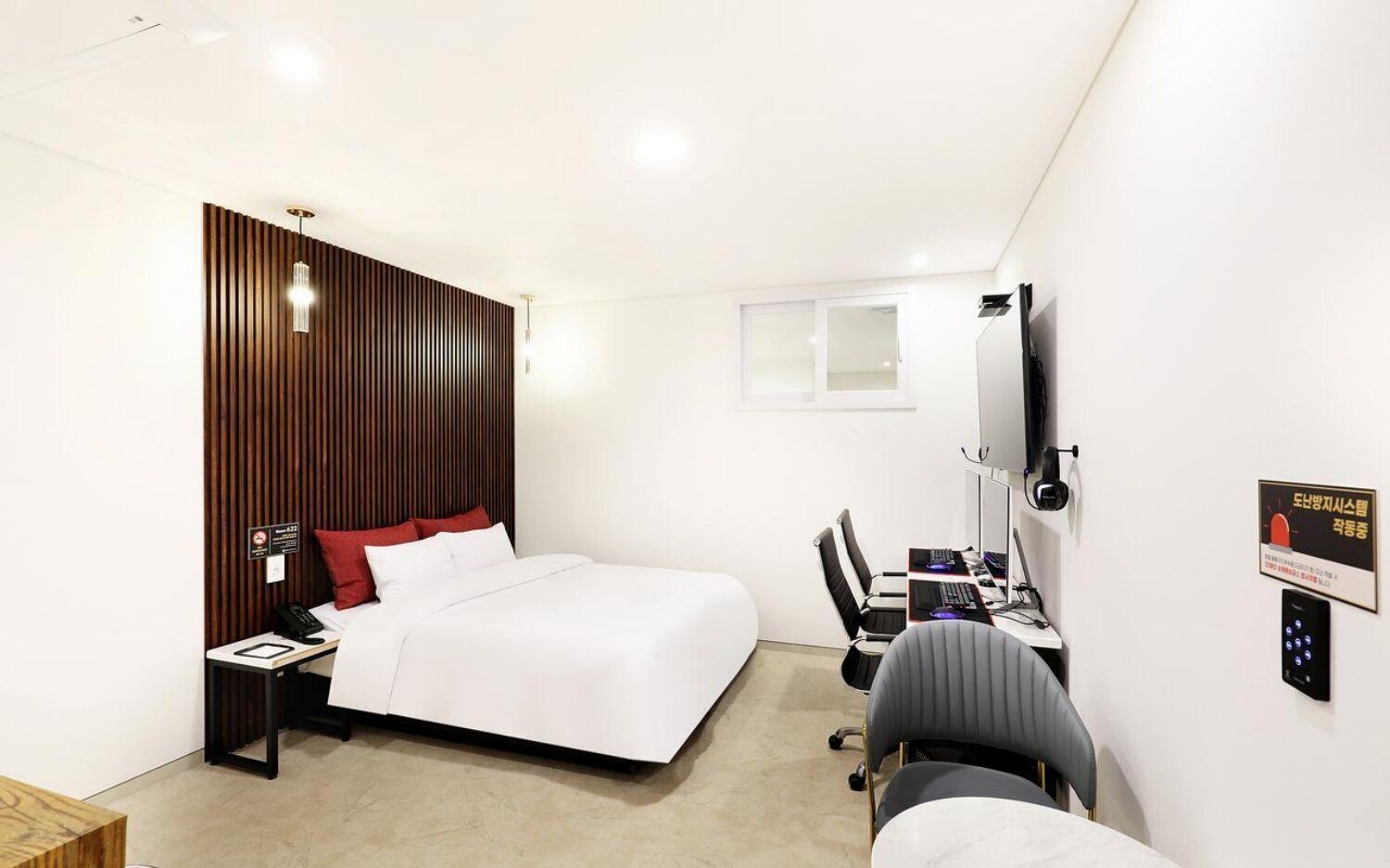 Premium bedding, memory foam beds, desk, free WiFi