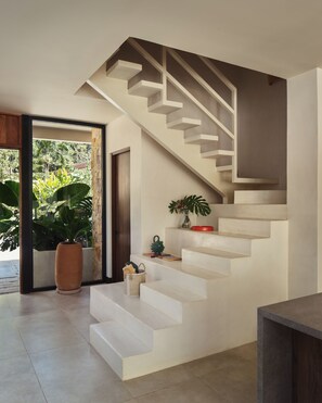 Interior - Designer villa with vinyls, plunge pool, 6 min walk to beach with 24/7 security (Playa Pelada, Nosara)