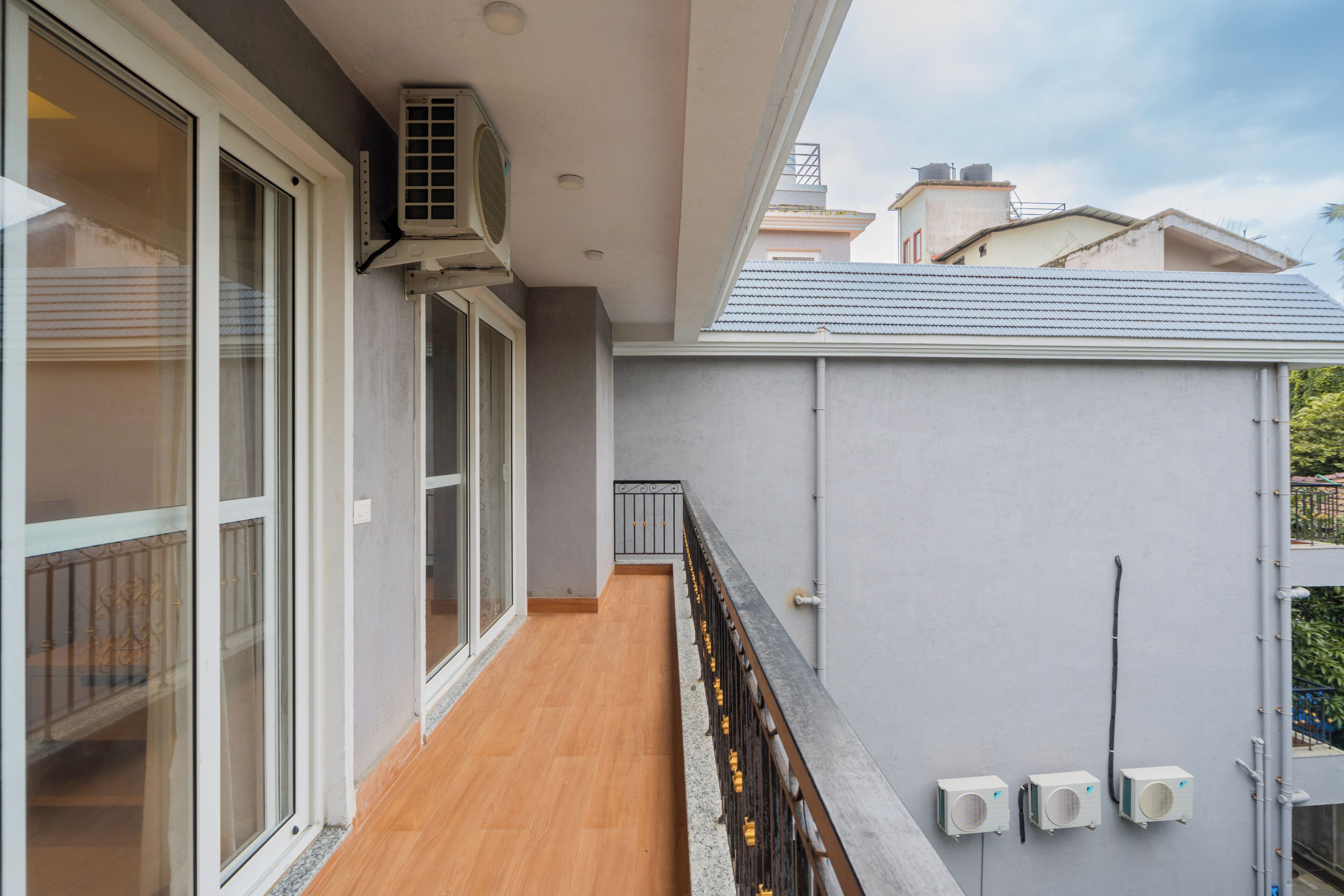 Luxury Villa | Property grounds