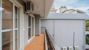 Luxury Villa | Property grounds