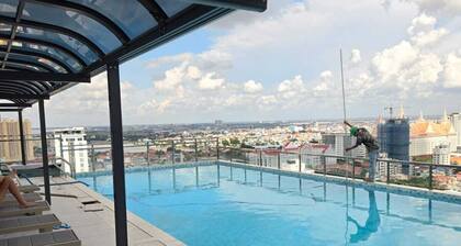 Stylish penthouse condo with pool, gym and more.