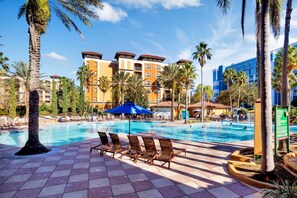 Outdoor pool - NEW! Luxe 3BR/2BA - Sleeps 12! Disney & Potter Rooms <15 Min to Convention/Parks (Orlando)