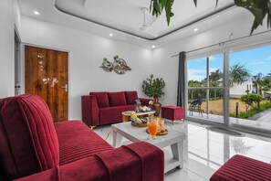 Living area - Alaya Stays Vashisht Villa Petfriendly  (Noida)