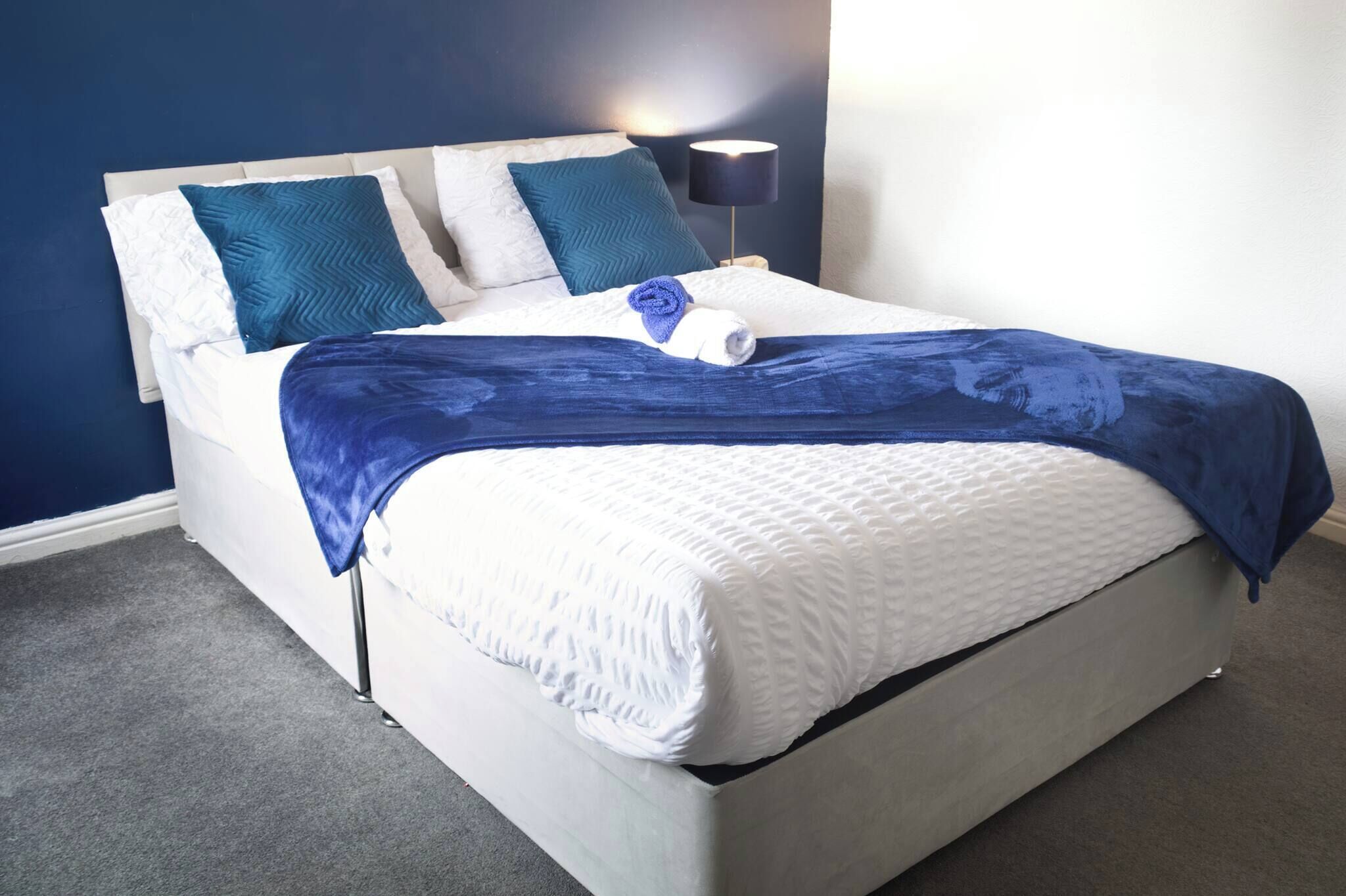 1 bedroom, iron/ironing board, internet, bed sheets