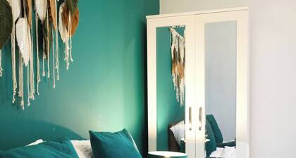 Chambre double avec Netflix, wifi rapide, jardin