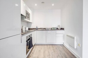 Private kitchen - Digbeth Haven Apartment (Deritend)