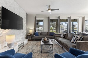 Smart-TV, Tischtennisplatte